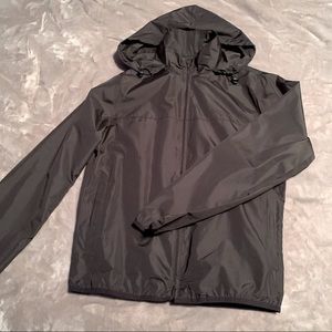 Izod wind breaker